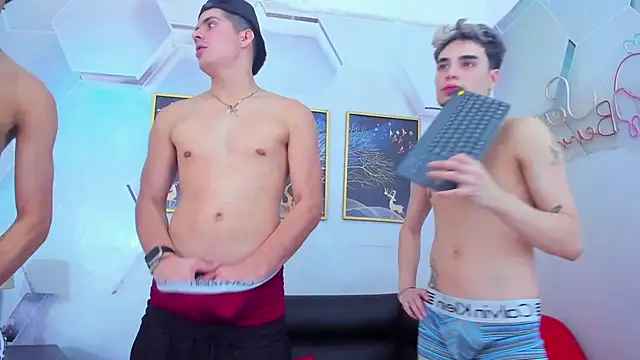 Alex_jeins_at: онлайн-секс-чат