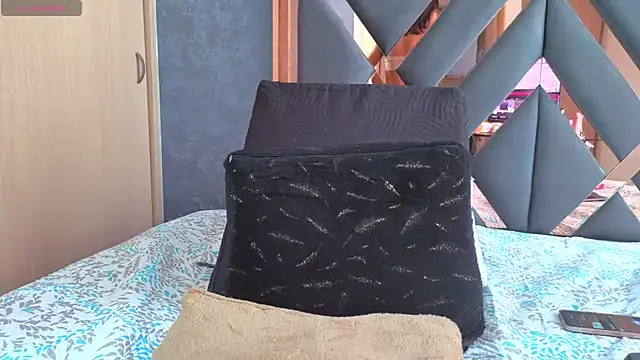 Malia_foxのライブXXXチャット