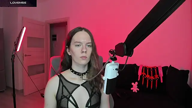 Goddess_of_Fertility Chat XXX live