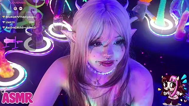 LaytonBox's Live XXX Chat