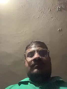 عرض كام Saxymood1111