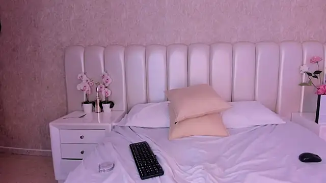 Julianiita_'s Live XXX Chat