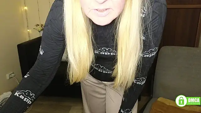 XXX chat uživo modela Bella_soulmate