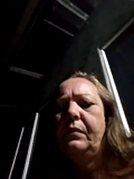 Kimmyb777 live XXX chat