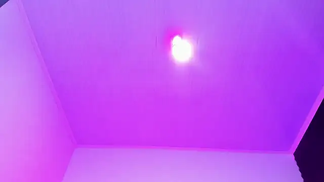 Chat XXX en directo de SagiraBelle