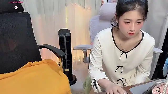 NEWONETO's Live XXX Chat