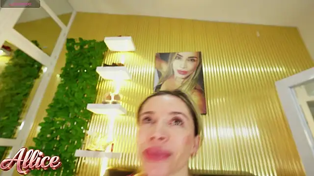 Sexy_Allice's Live XXX Chat