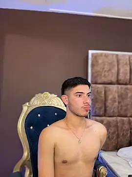 Apolo_Gray Live XXX-chat