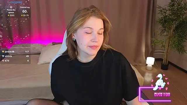 Chat +18 de Colleen_Blake ao vivo