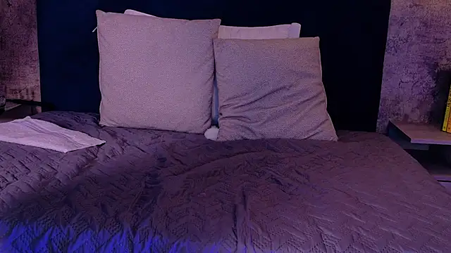 XXX chat uživo modela We_DM