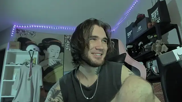 otiebis 即時 XXX 聊天