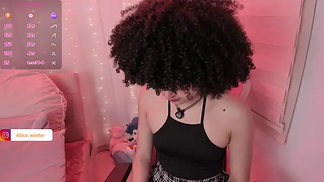 Czat XXX na żywo – Alice_winter_