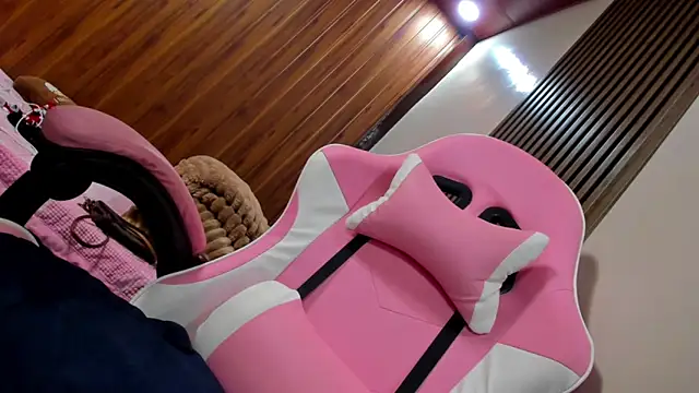 imallyoures69 Pertunjukan Webcam