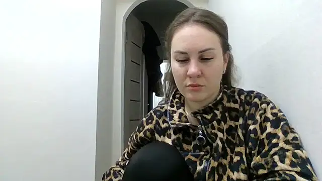 XXX chat uživo modela MeadowEyes