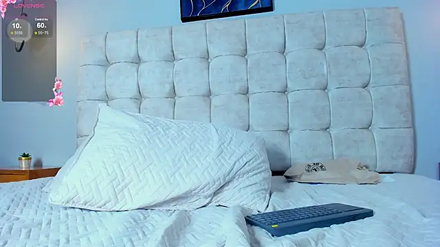 Онлайн чат XXX twink_royale18