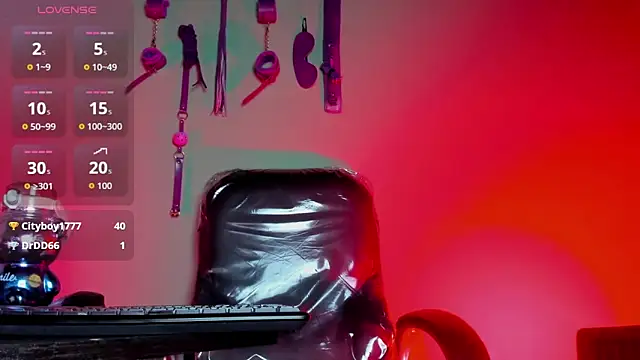 Chat +18 de hazz_smith_ ao vivo