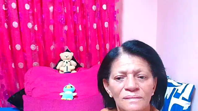 دردشة SLUTTYROXY الجنسية المباشرة