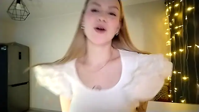 LunaPeony's Live XXX Chat