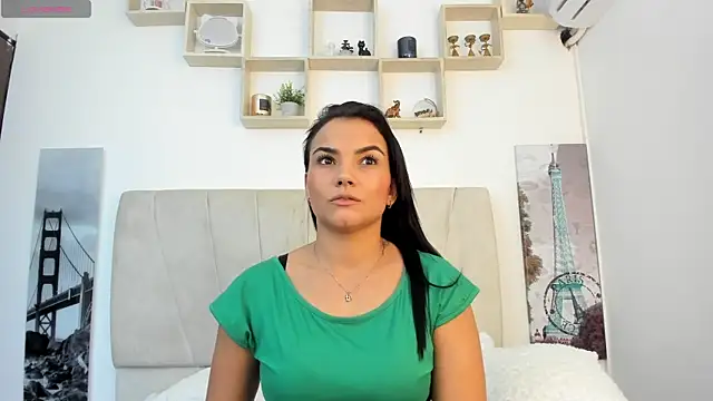 GreciaEvanss Adlı Modelin Canlı XXX Sohbeti