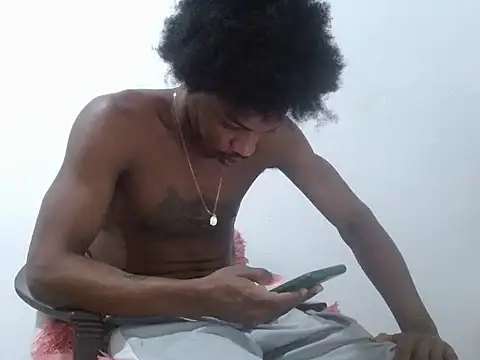 Larry-n-cloudsのライブXXXチャット