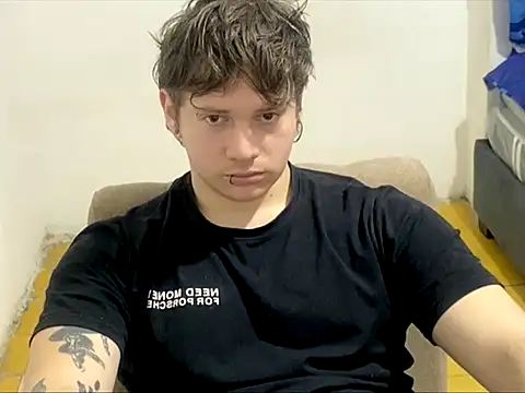 Skol_100802: вебкам-шоу