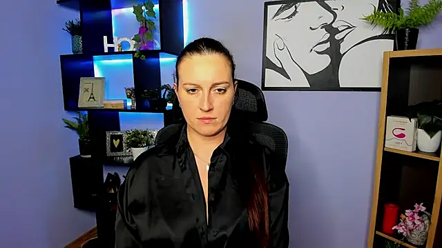 FUN_AMI Adlı Modelin Canlı XXX Sohbeti