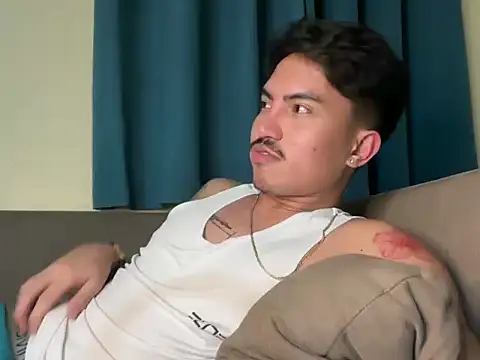 xoxo_aken 在線直播表演