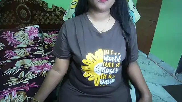 BengaliQueenStar's Live XXX Chat