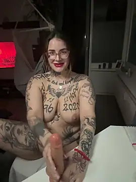 Chat +18 de NyxTattoo ao vivo