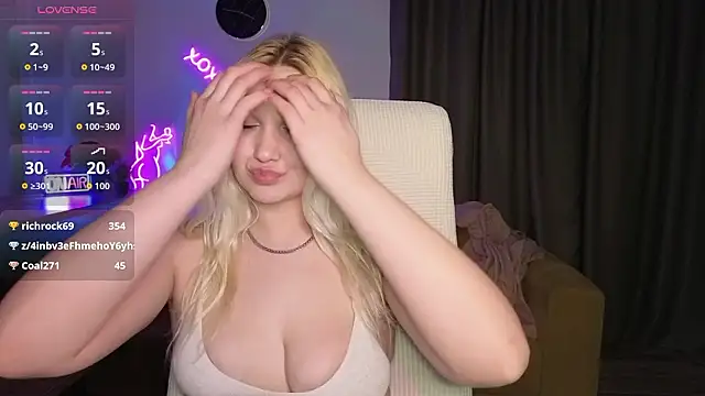 adrelaxinan Live XXX chat