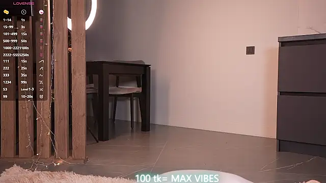 Monika__youthful's Webcam Show