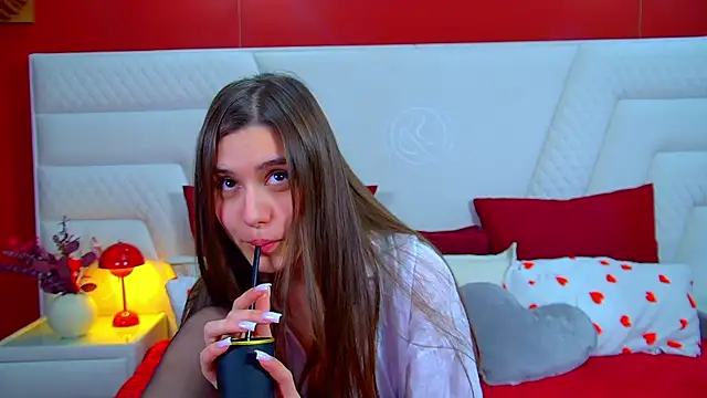 ArianaAllens' Live XXX Chat