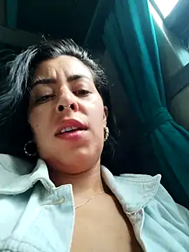 Luianna: онлайн-секс-чат