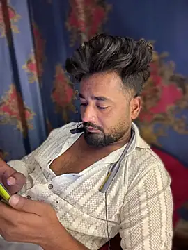 Fredship7890 Show in webcam