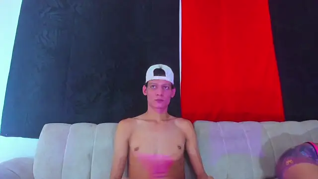 Pleasure_boys_hot Live XXX-Chat