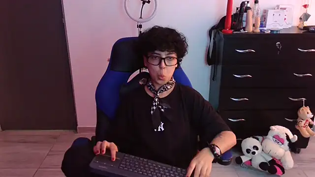 thomascooper7 即時 XXX 聊天