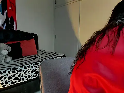 Skylovershot Chat XXX live