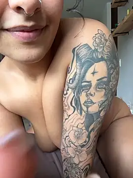 SugarTroubl33 网络视讯表演