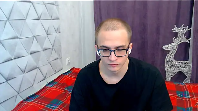 Вебкам-шоу Pure_Aura