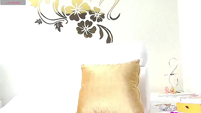 MarcelaFlores: онлайн-секс-чат