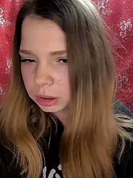 Zuli_Kiska's Webcam Show