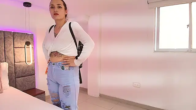 Dakota_Megan_69 Adlı Modelin Canlı XXX Sohbeti