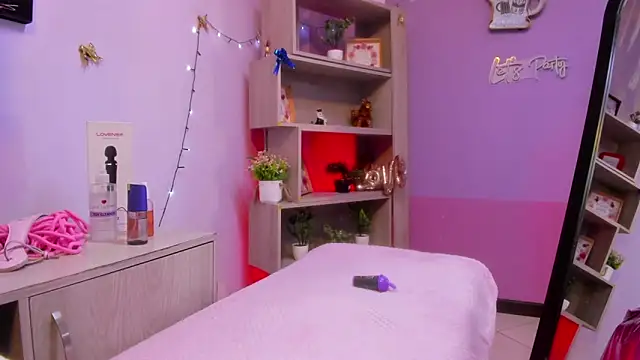 แชท XXX สดของ StaceyLeee