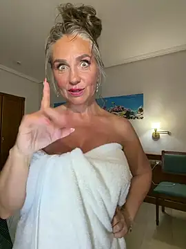 Alimelan Live XXX chat