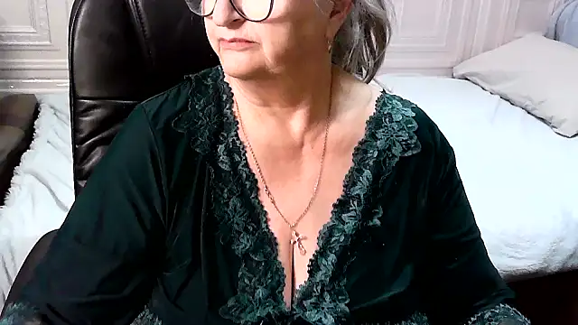 Chat +18 de LolkaAlyss ao vivo