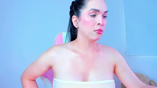 Ariana_f webkamerás műsora