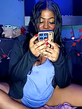 AmazonianMistress Webcamshow