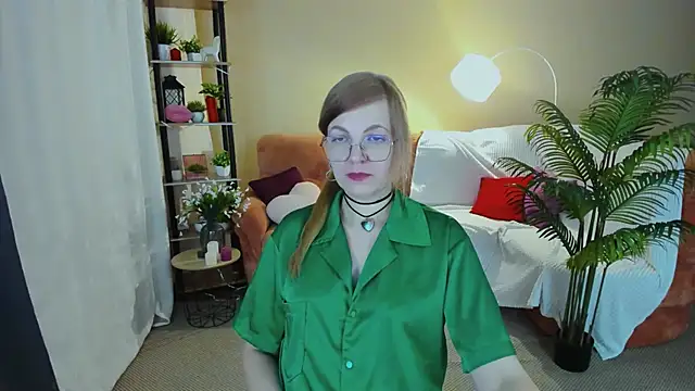 عرض كام YourUniverser