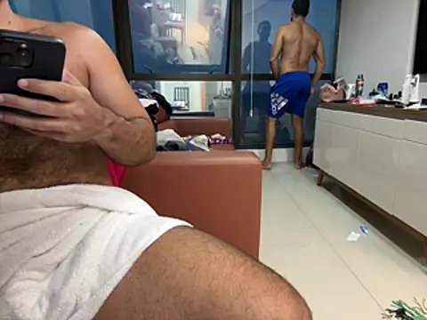 CasadoLutadorBigStuds Chat XXX in diretta
