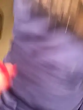 larizinha2026's Live XXX Chat